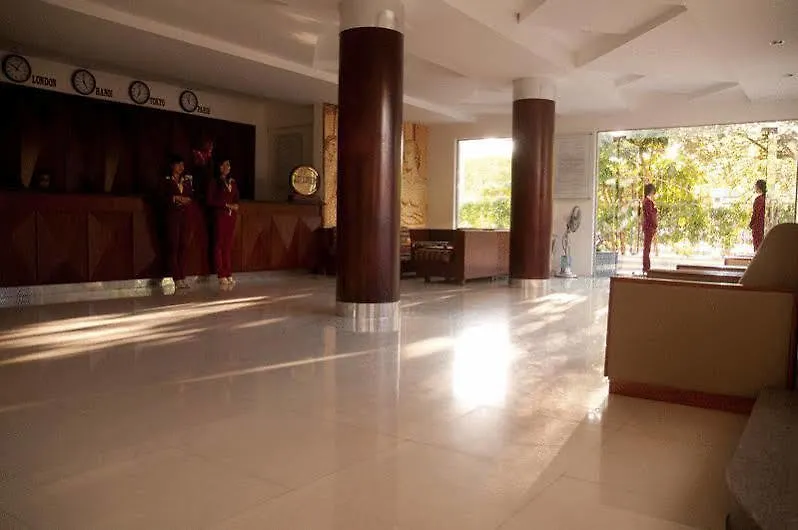 Hoa Dao Hotel Nha Trang 2*,  Vietnam